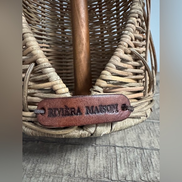 Rustic Rattan Kitchen Roll Holder - Picture 5 of 10